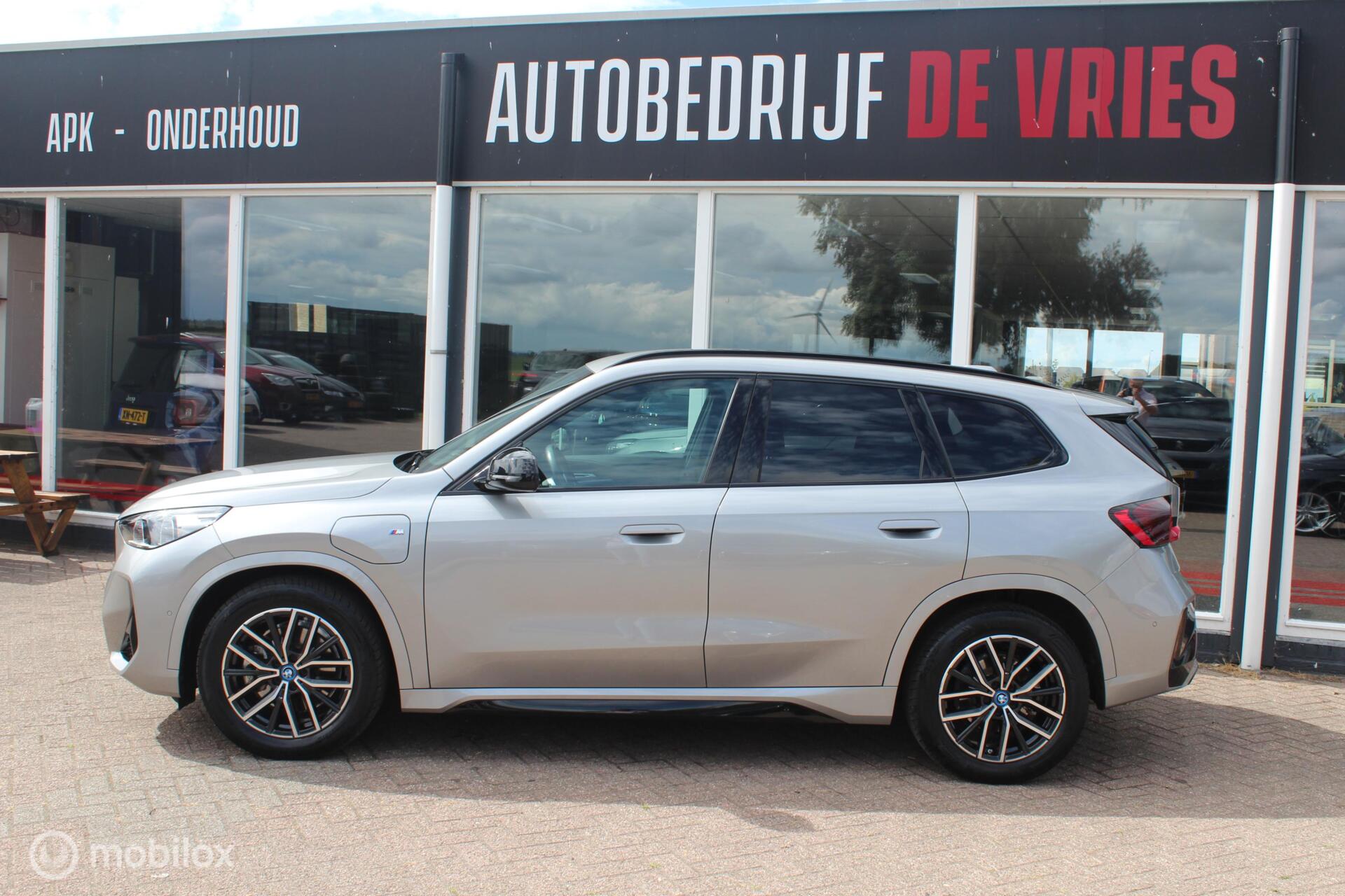 Foto van BMW X1 Xdrive25e