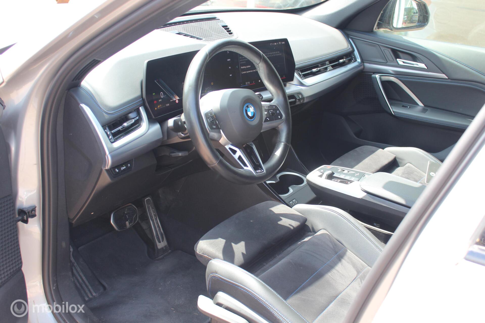Foto van BMW X1 Xdrive25e