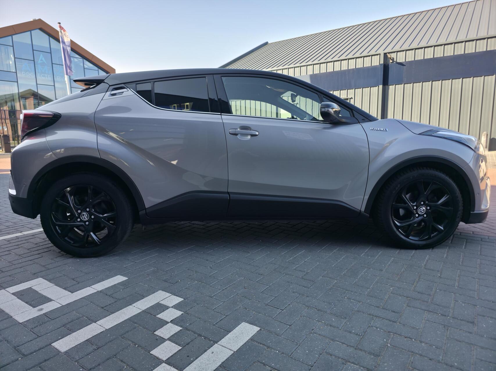 Foto van Toyota Toyota C-hr