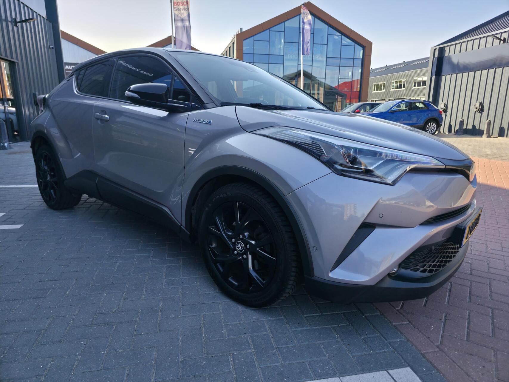 Foto van Toyota Toyota C-hr