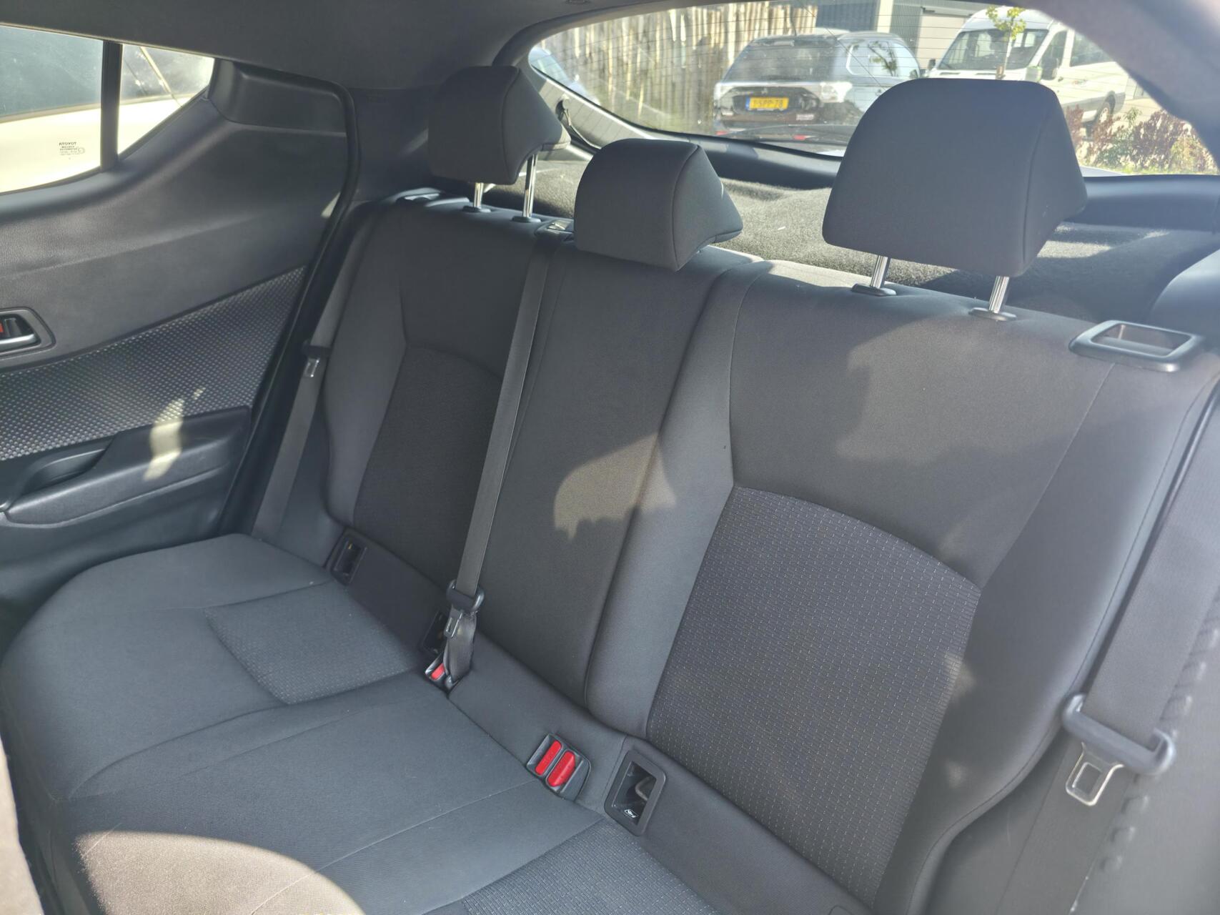 Foto van Toyota Toyota C-hr