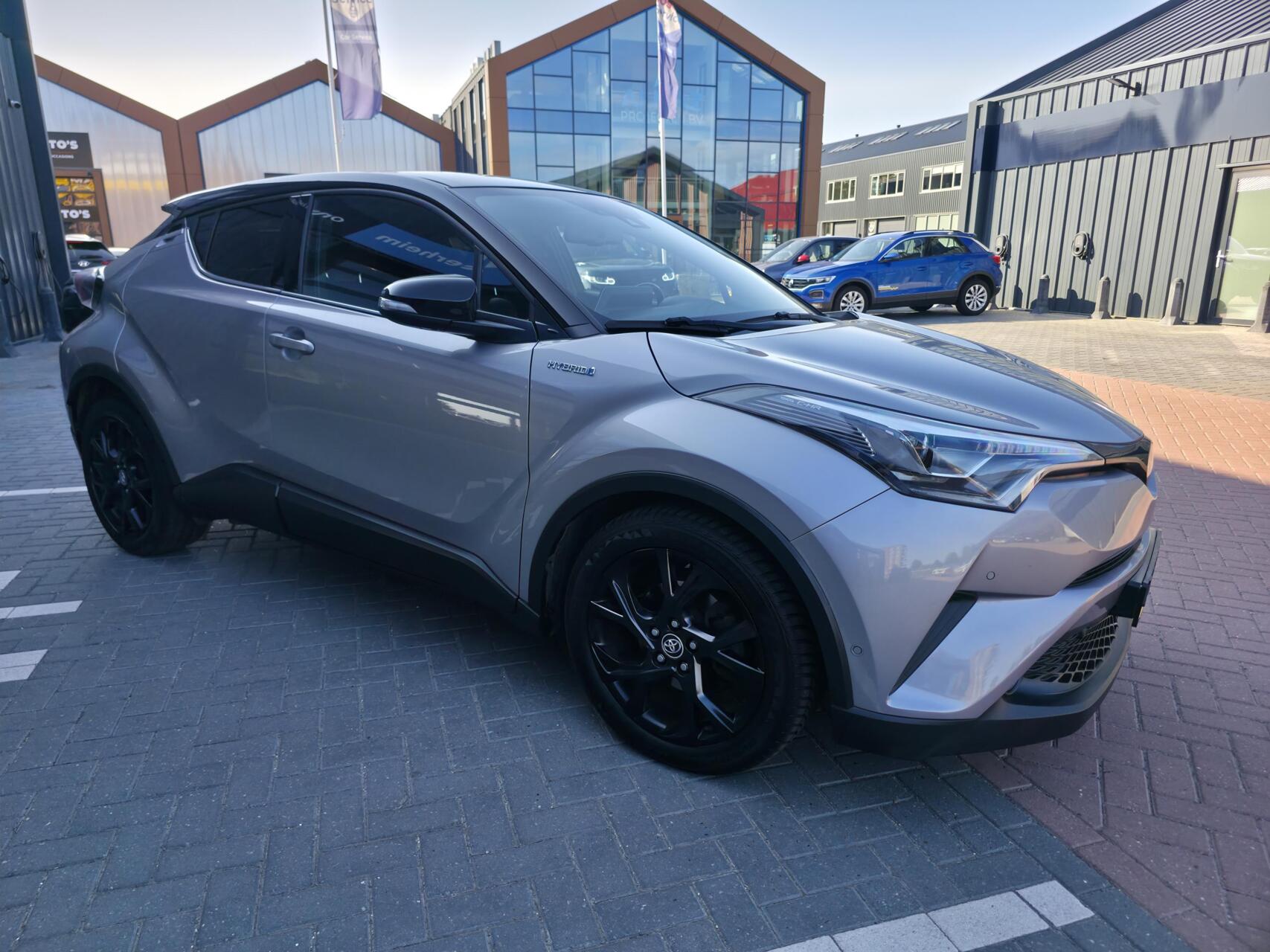 Foto van Toyota Toyota C-hr