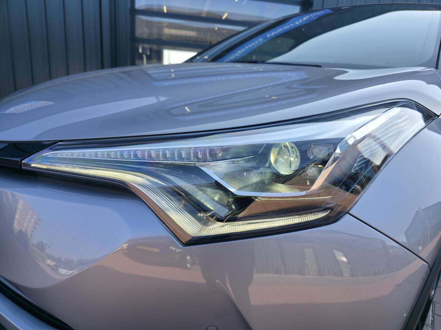 Foto van Toyota Toyota C-hr