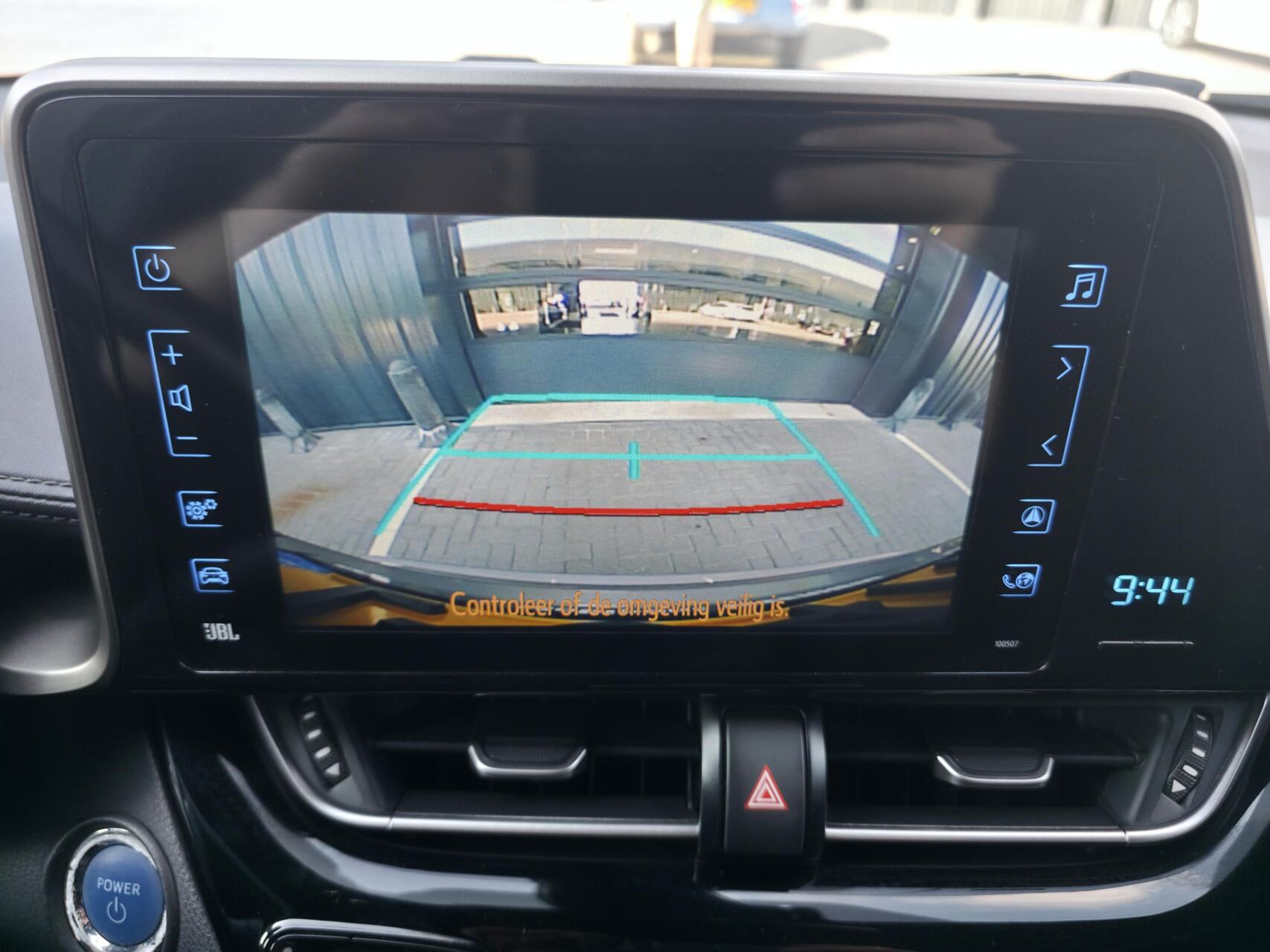 Foto van Toyota Toyota C-hr