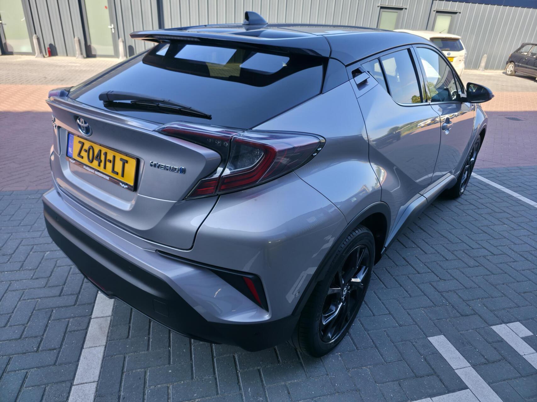 Foto van Toyota Toyota C-hr