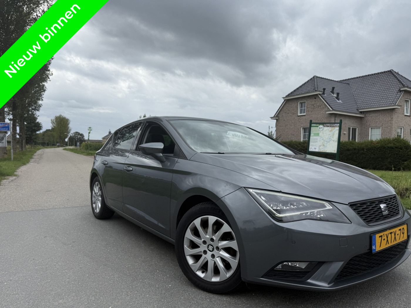 Seat Leon 1.6 TDI 6 Bak|Clima|Navi 2014 - voorkant
