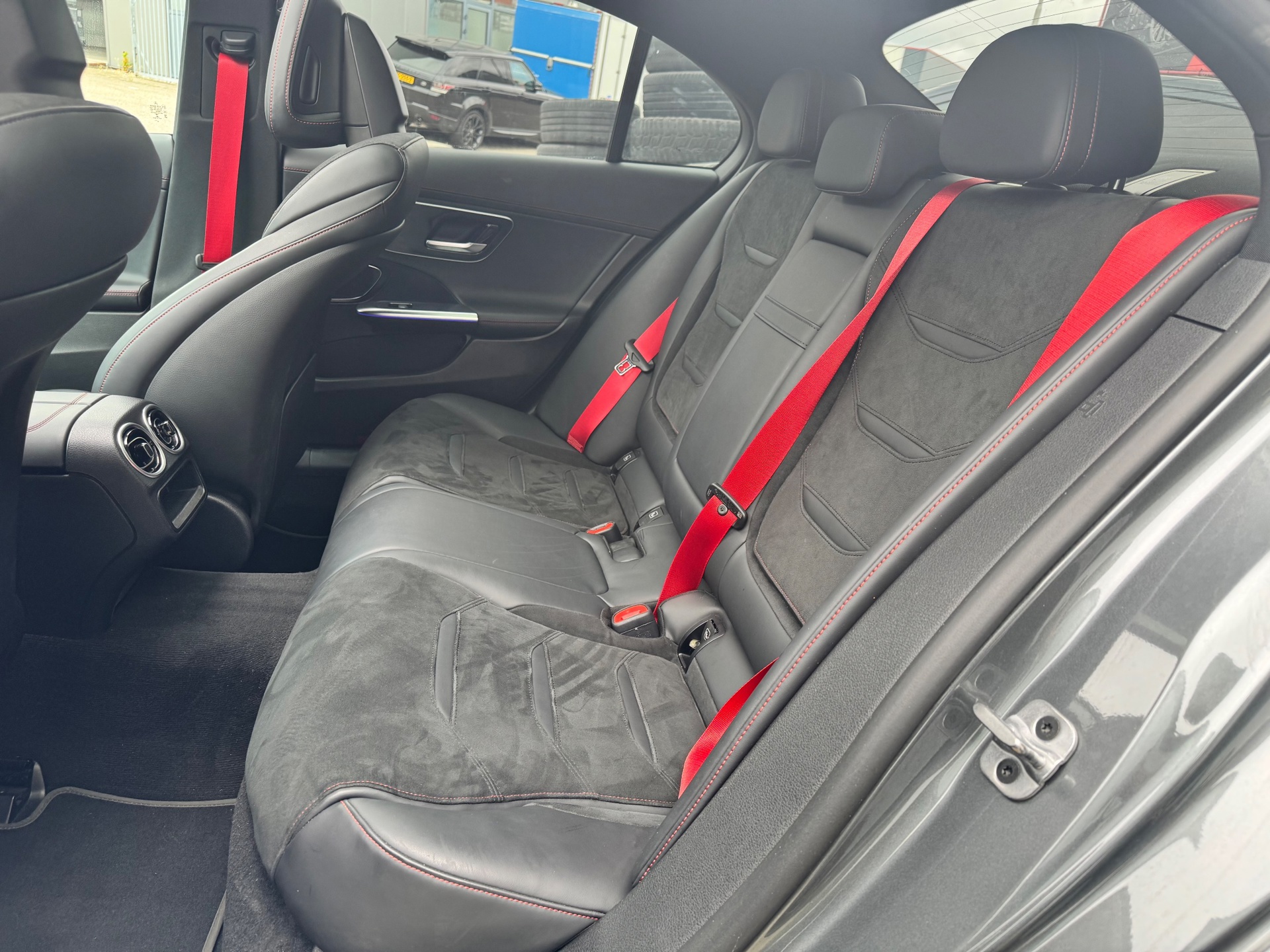 Foto van Mercedes-Benz AMG C 43 4matic+