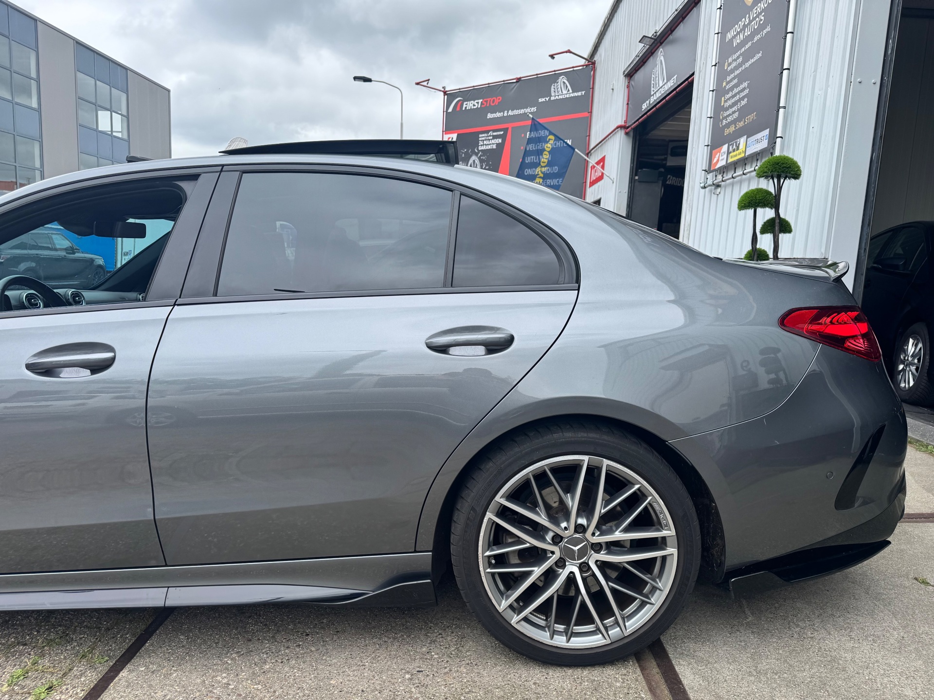 Foto van Mercedes-Benz AMG C 43 4matic+
