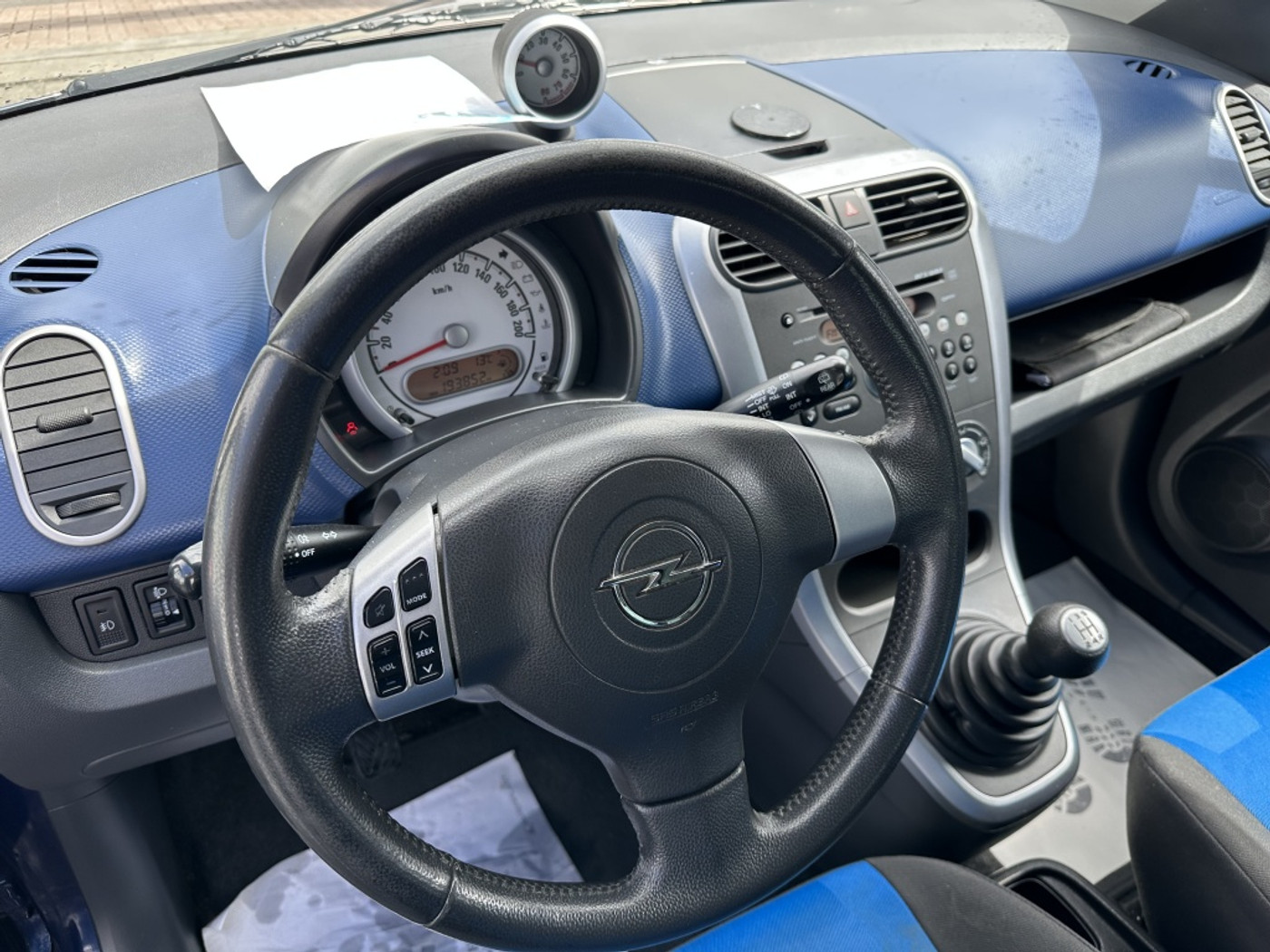 Foto van Opel Agila