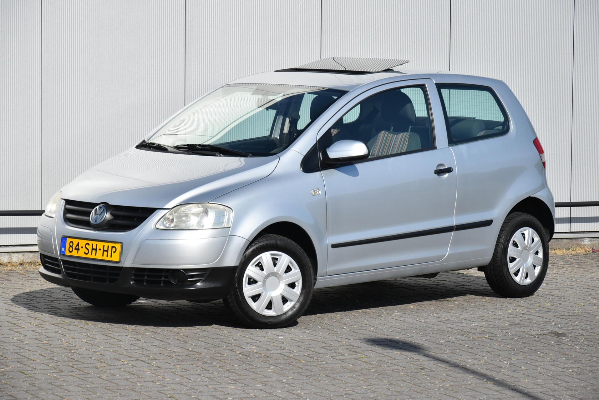 Volkswagen Fox 1.2 Trendline Open dakje Nette auto NAP 2006 - voorkant