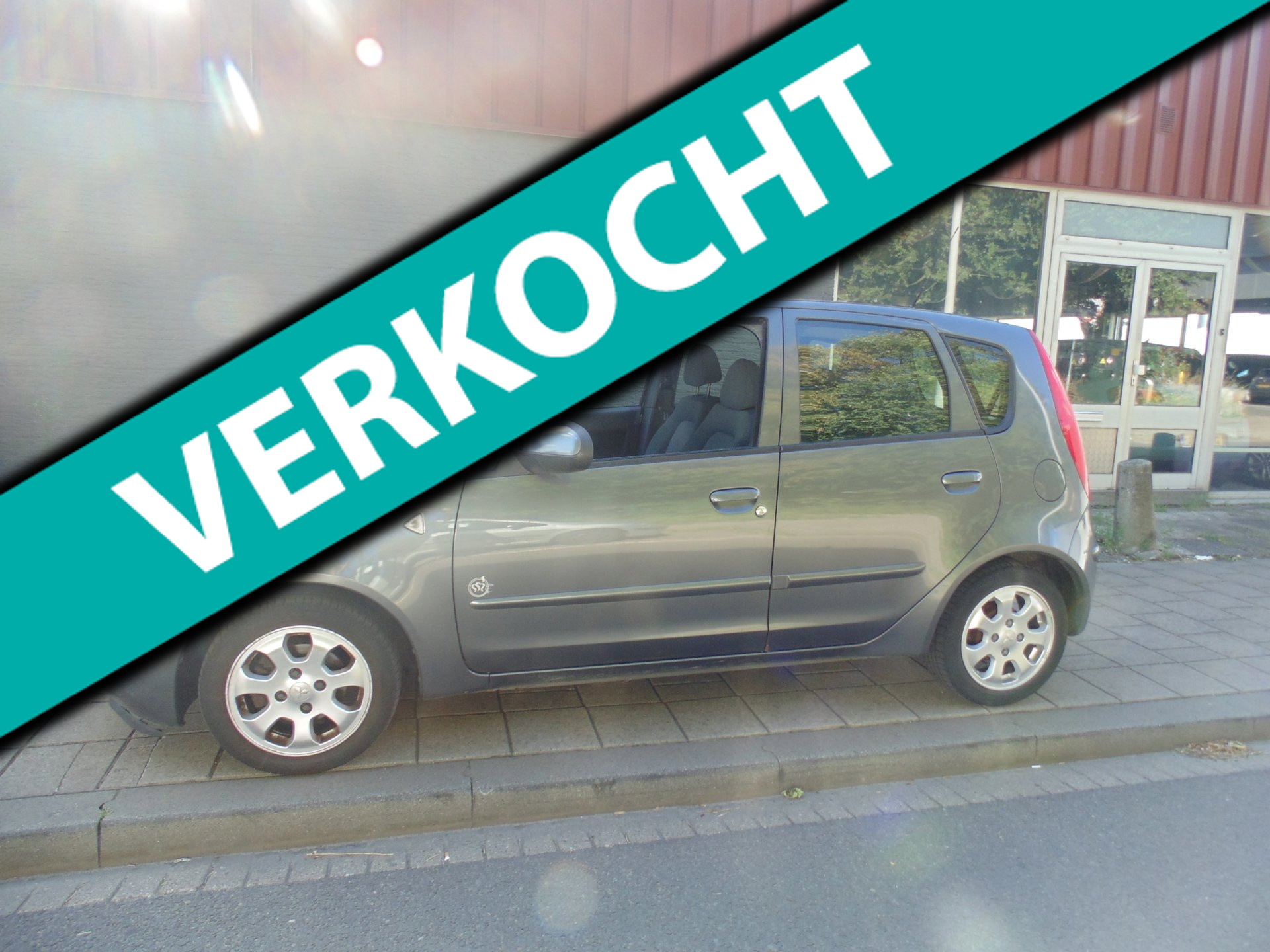 Mitsubishi Mitsubishi Colt 1.3 Invite automaat met airco top auto 2007 - voorkant