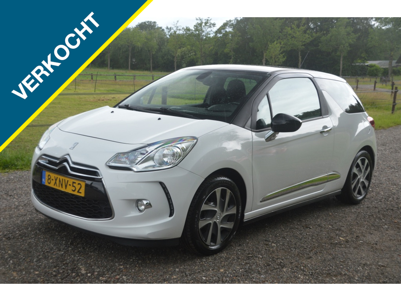 Citroen Ds3 1.2 VTi So Chic Clima Cruise PDC 2014 - voorkant