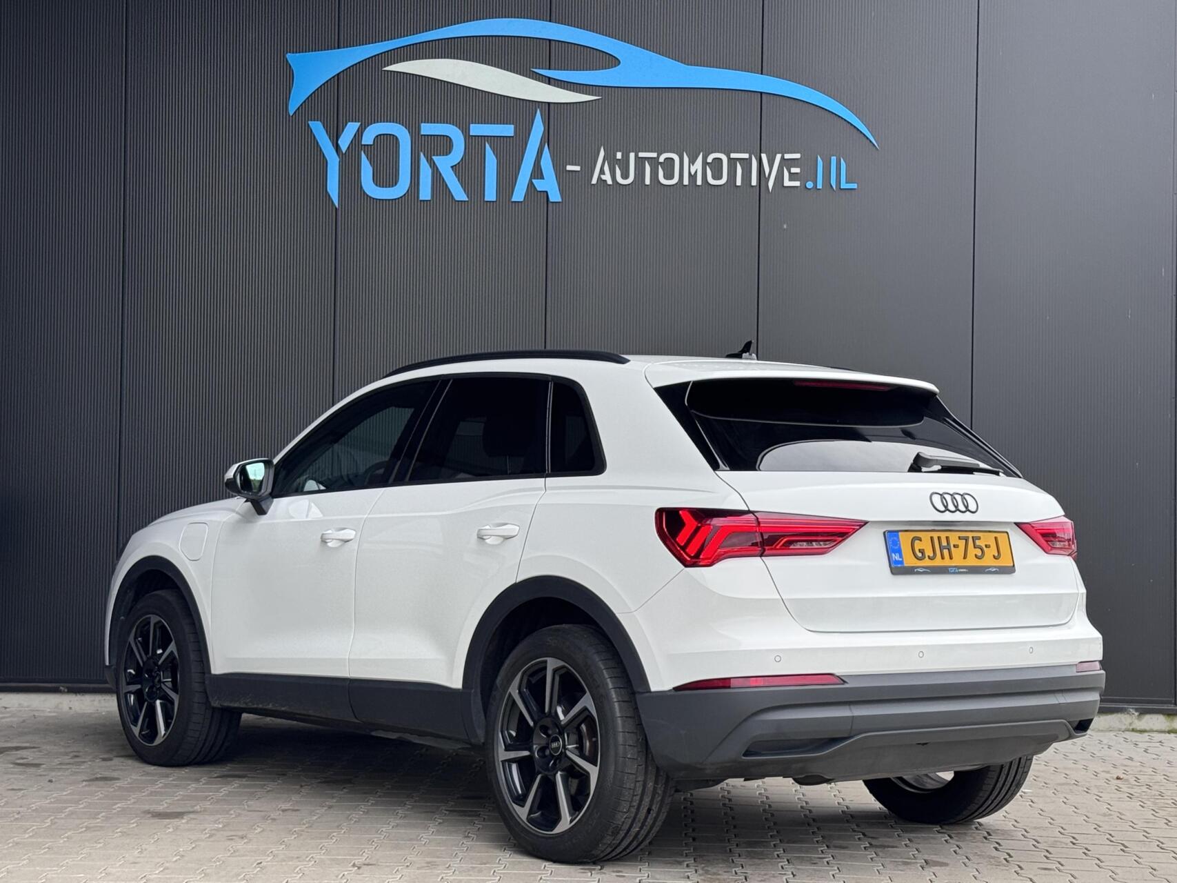 Foto van Audi Q3 E-tron