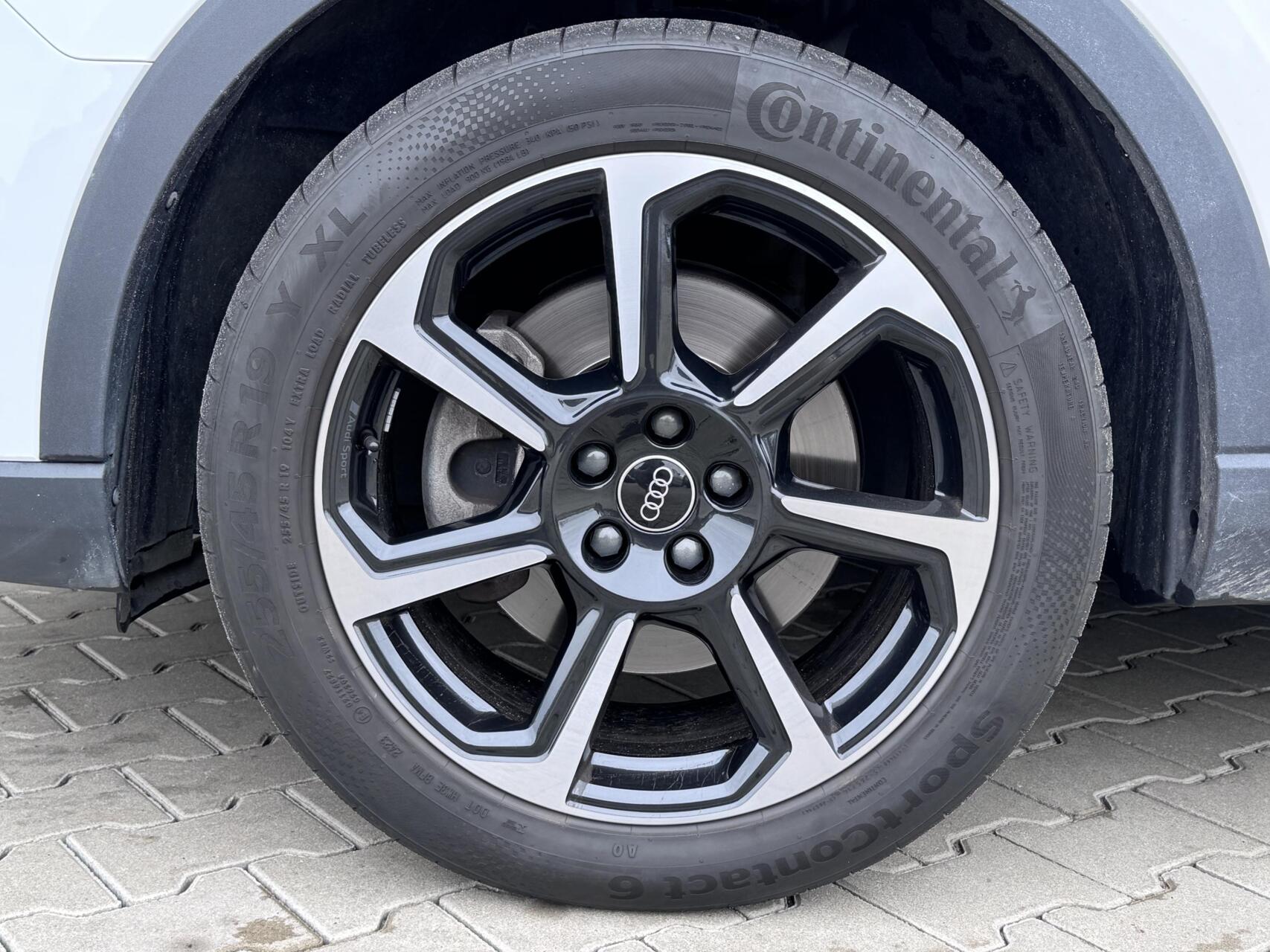 Foto van Audi Q3 E-tron