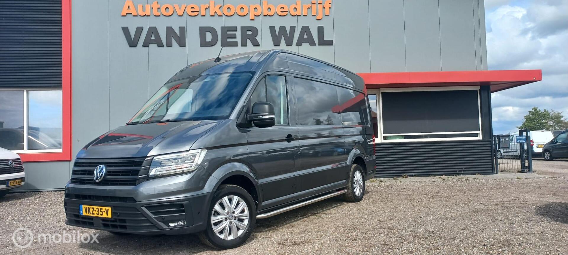 Volkswagen Crafter 35 2.0 TDI L3H3 Highline 2021 - voorkant