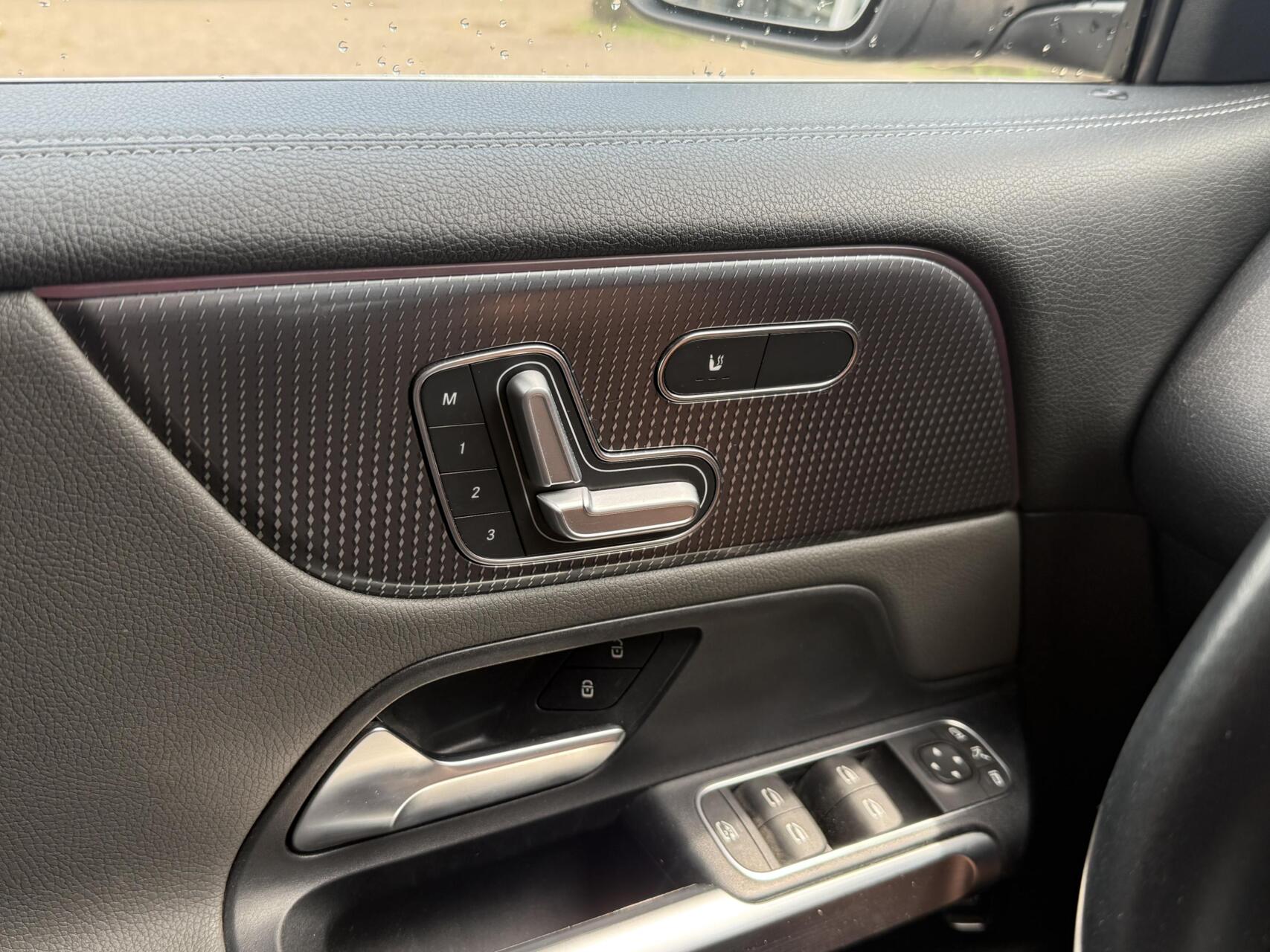 Foto van Mercedes-Benz Eqb 350 4Matic