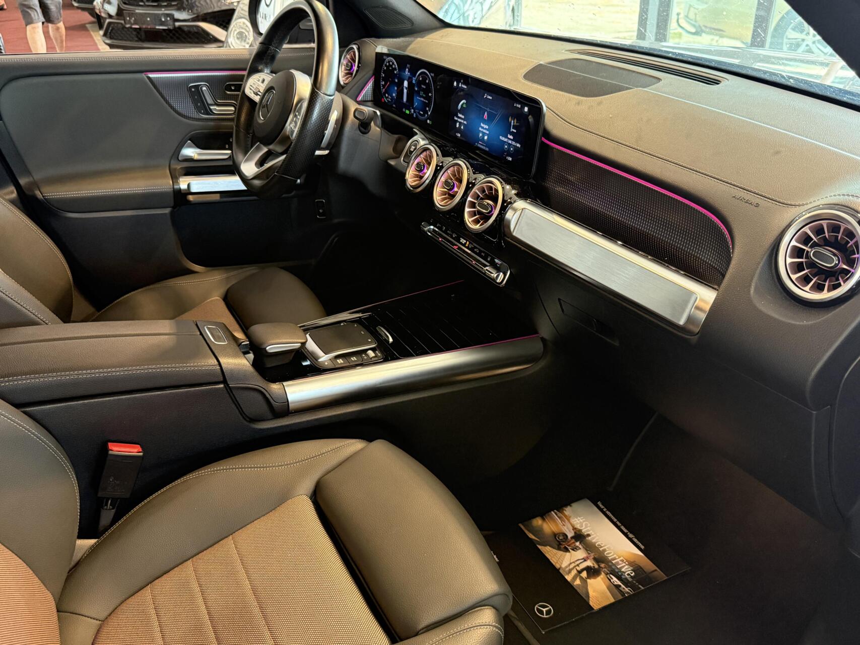 Foto van Mercedes-Benz Eqb 350 4Matic