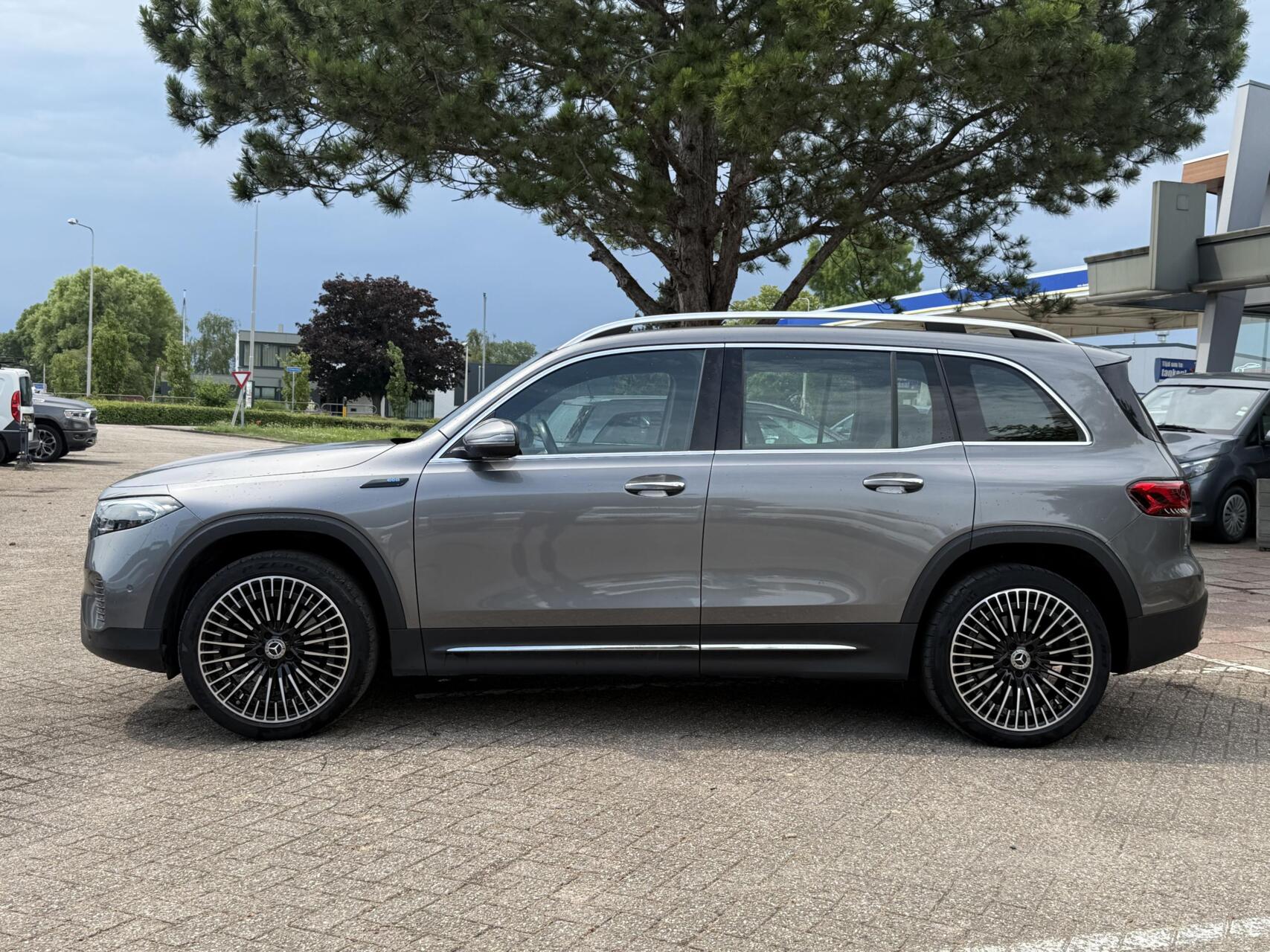 Foto van Mercedes-Benz Eqb 350 4Matic