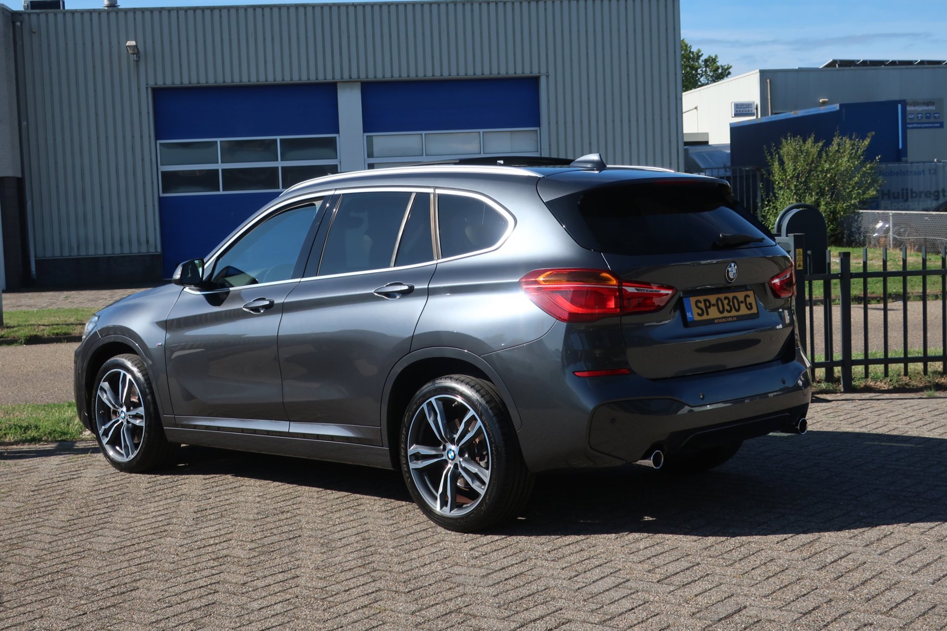 Foto van BMW X1 Sdrive20i