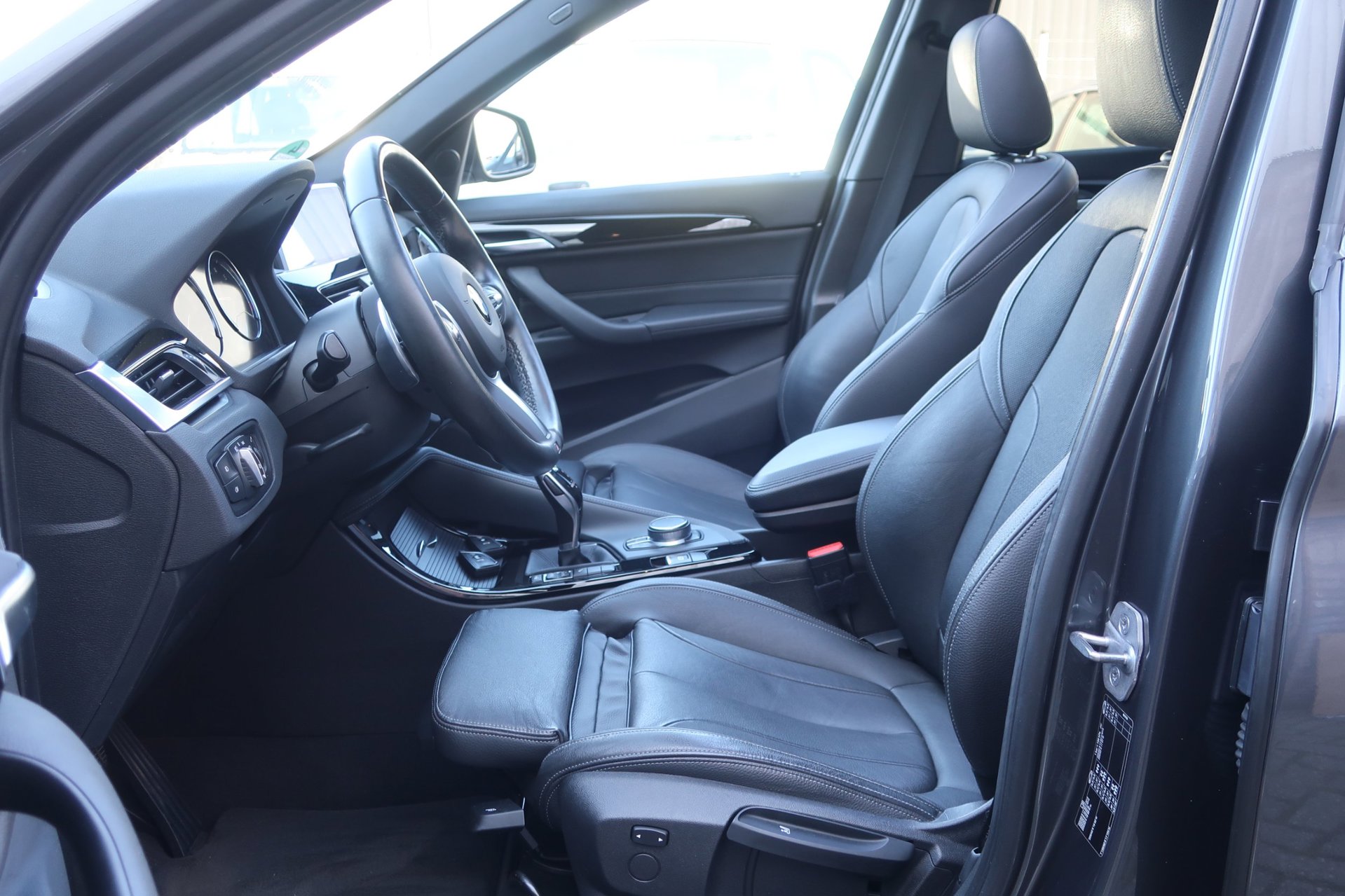 Foto van BMW X1 Sdrive20i