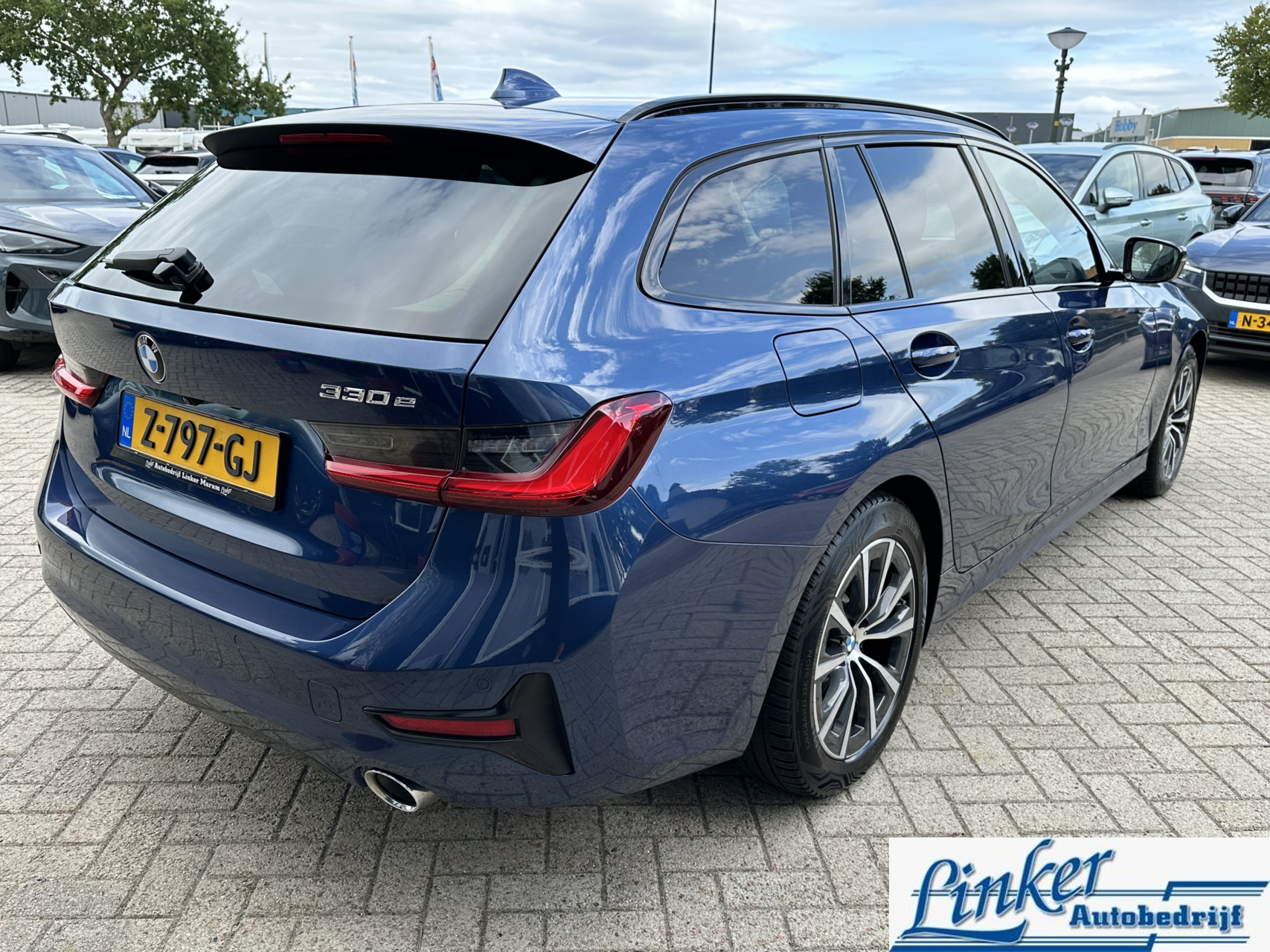 Foto van BMW 330e