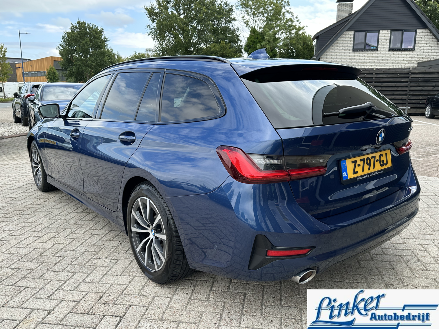 Foto van BMW 330e