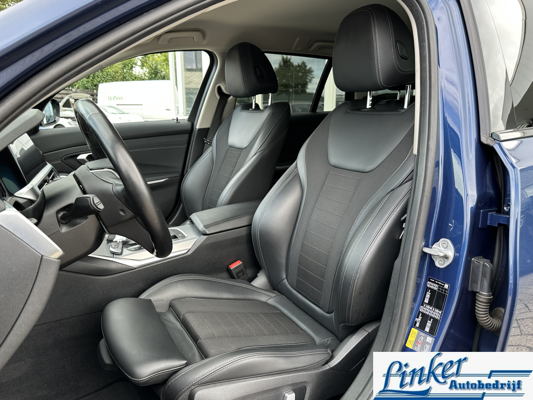 Foto van BMW 330e