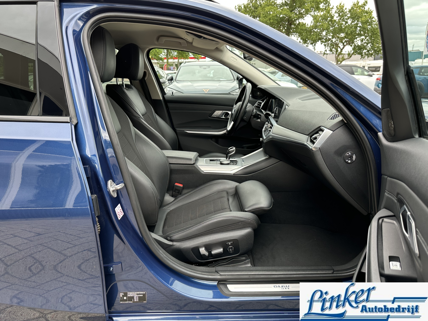Foto van BMW 330e