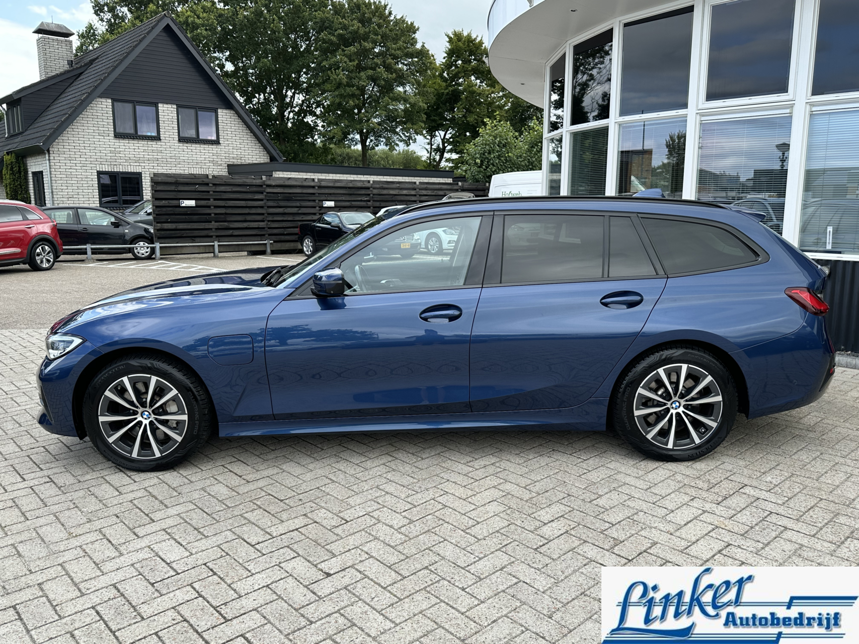 Foto van BMW 330e
