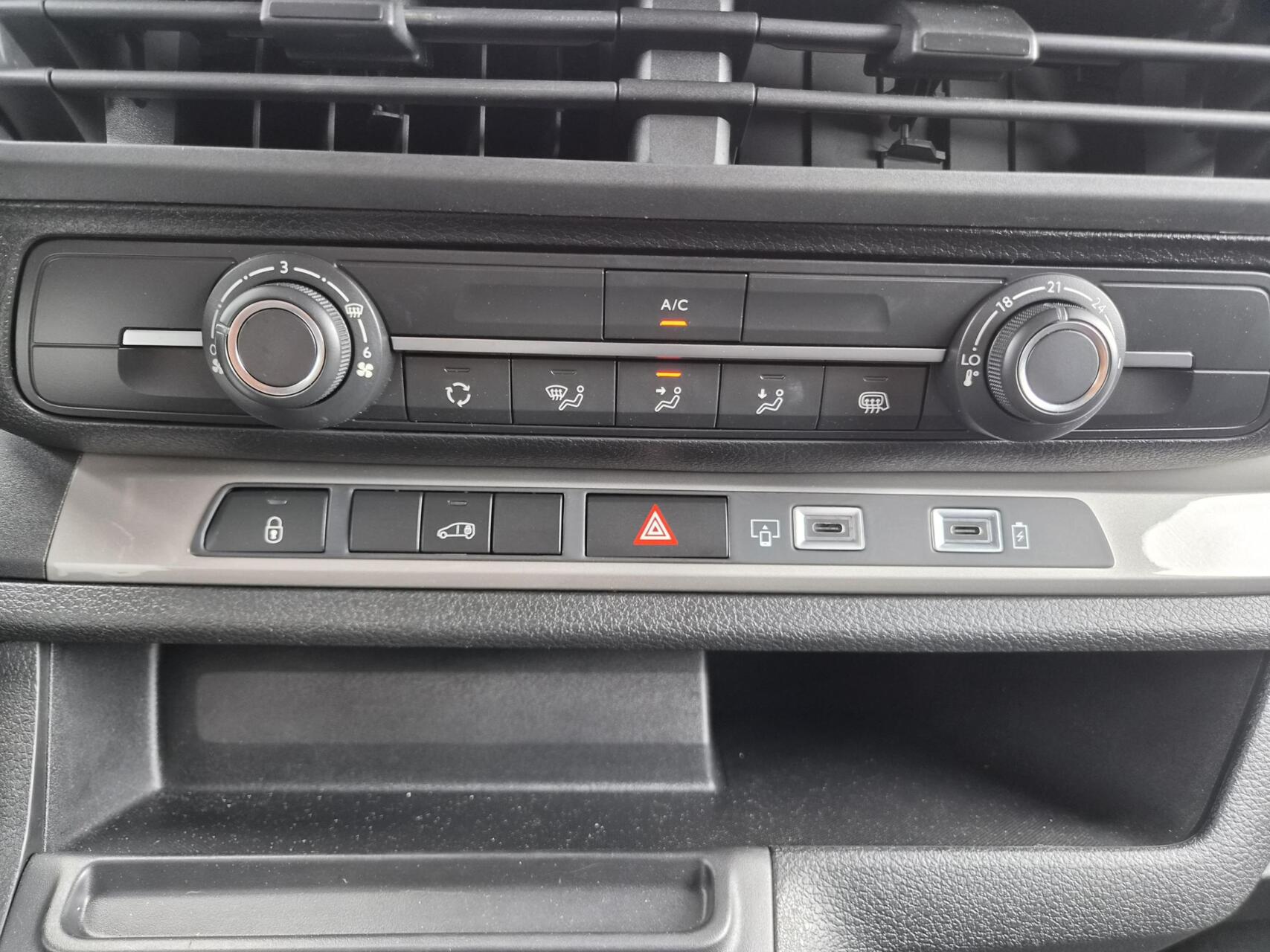 Foto van Opel Vivaro