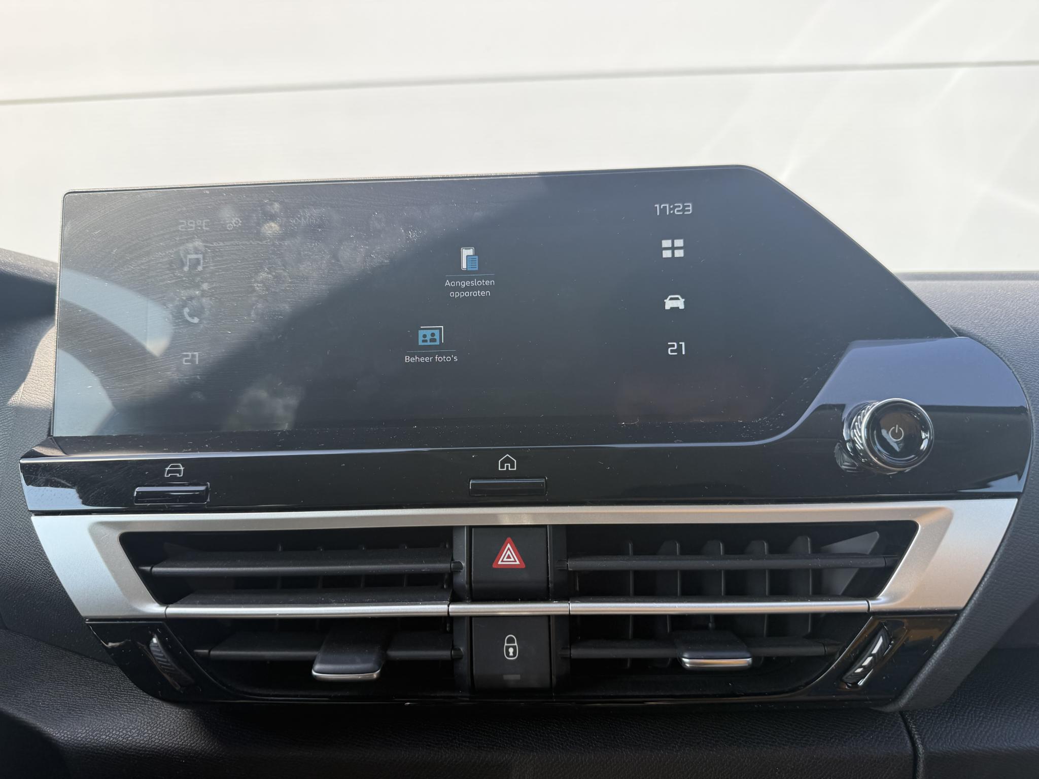 Foto van Citroen E-c4