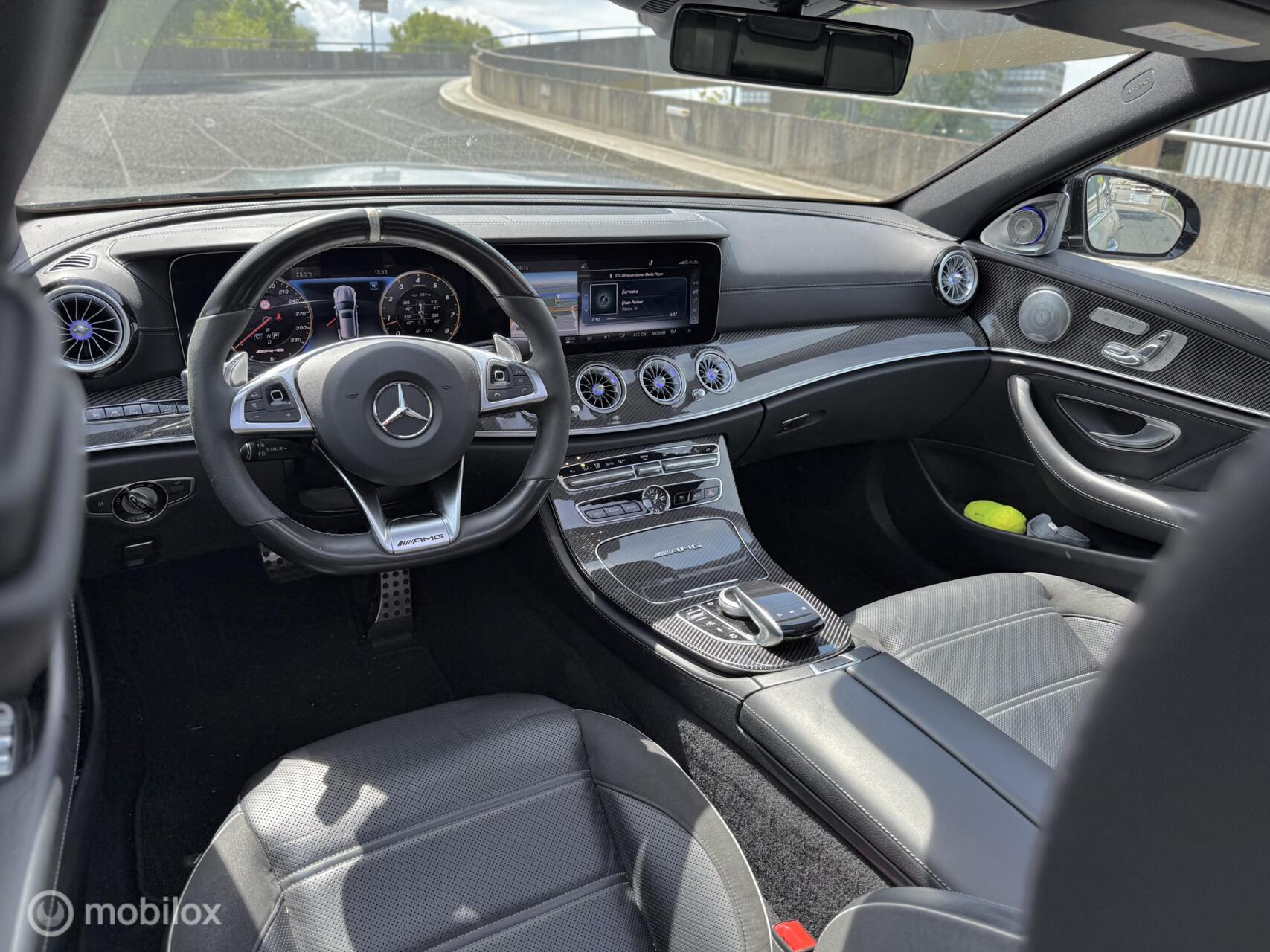 Foto van Mercedes-Benz E-klasse Estate
