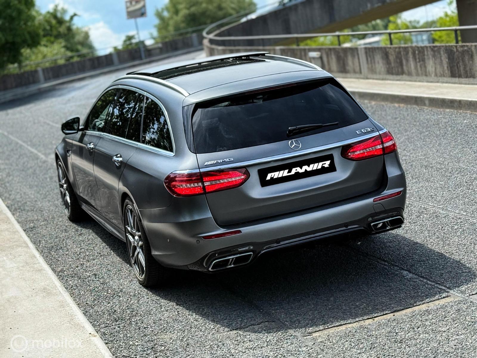 Foto van Mercedes-Benz E-klasse Estate