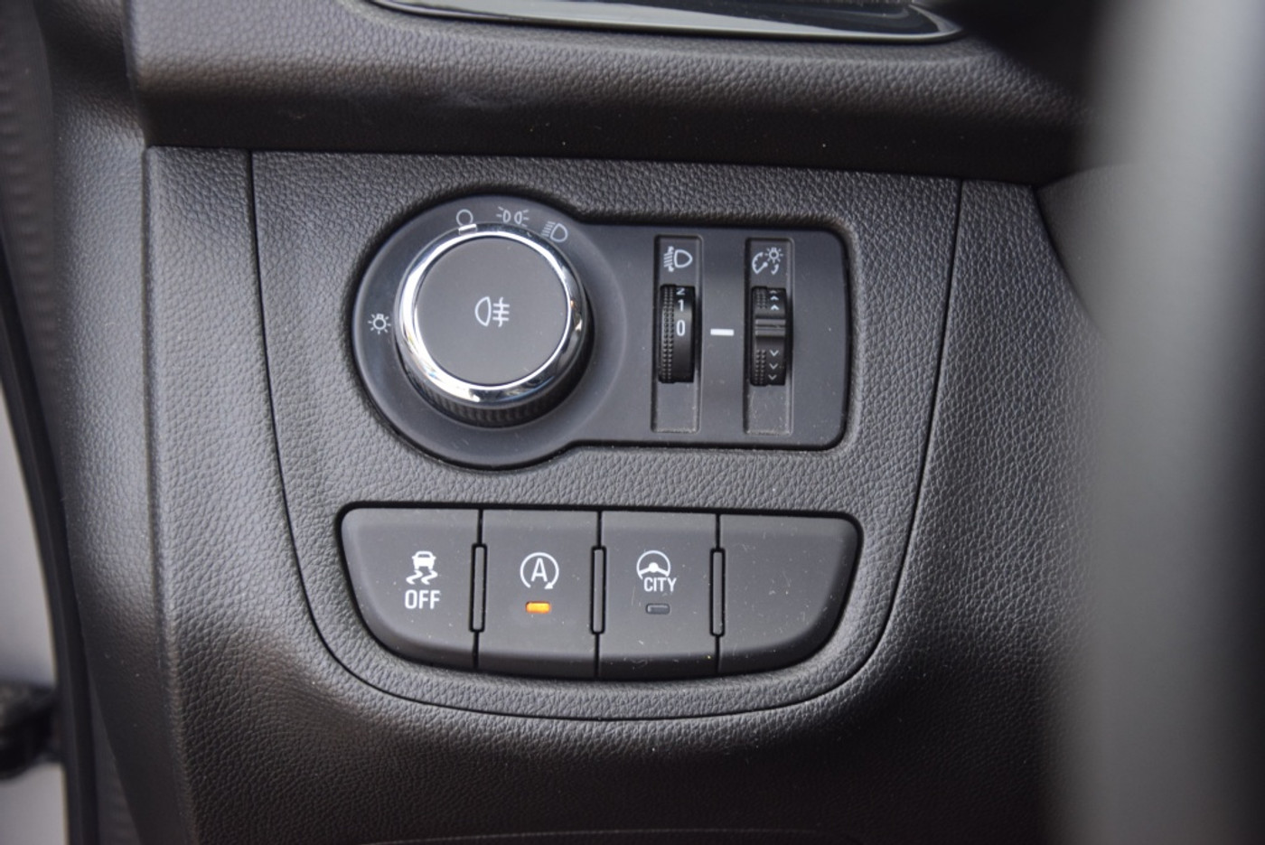 Foto van Opel Karl / Viva