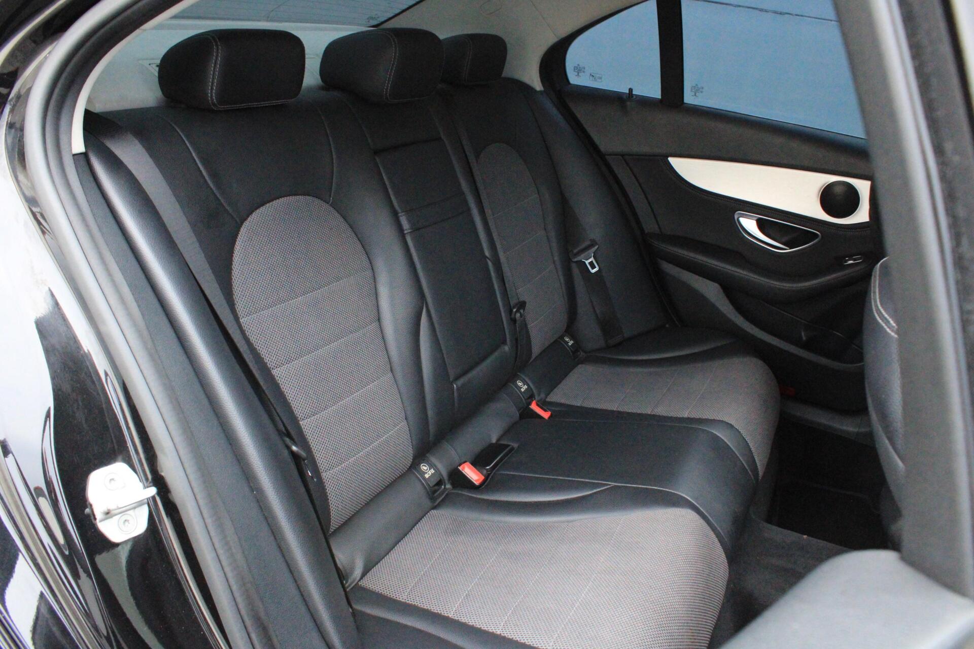 Foto van Mercedes-Benz C 220 D