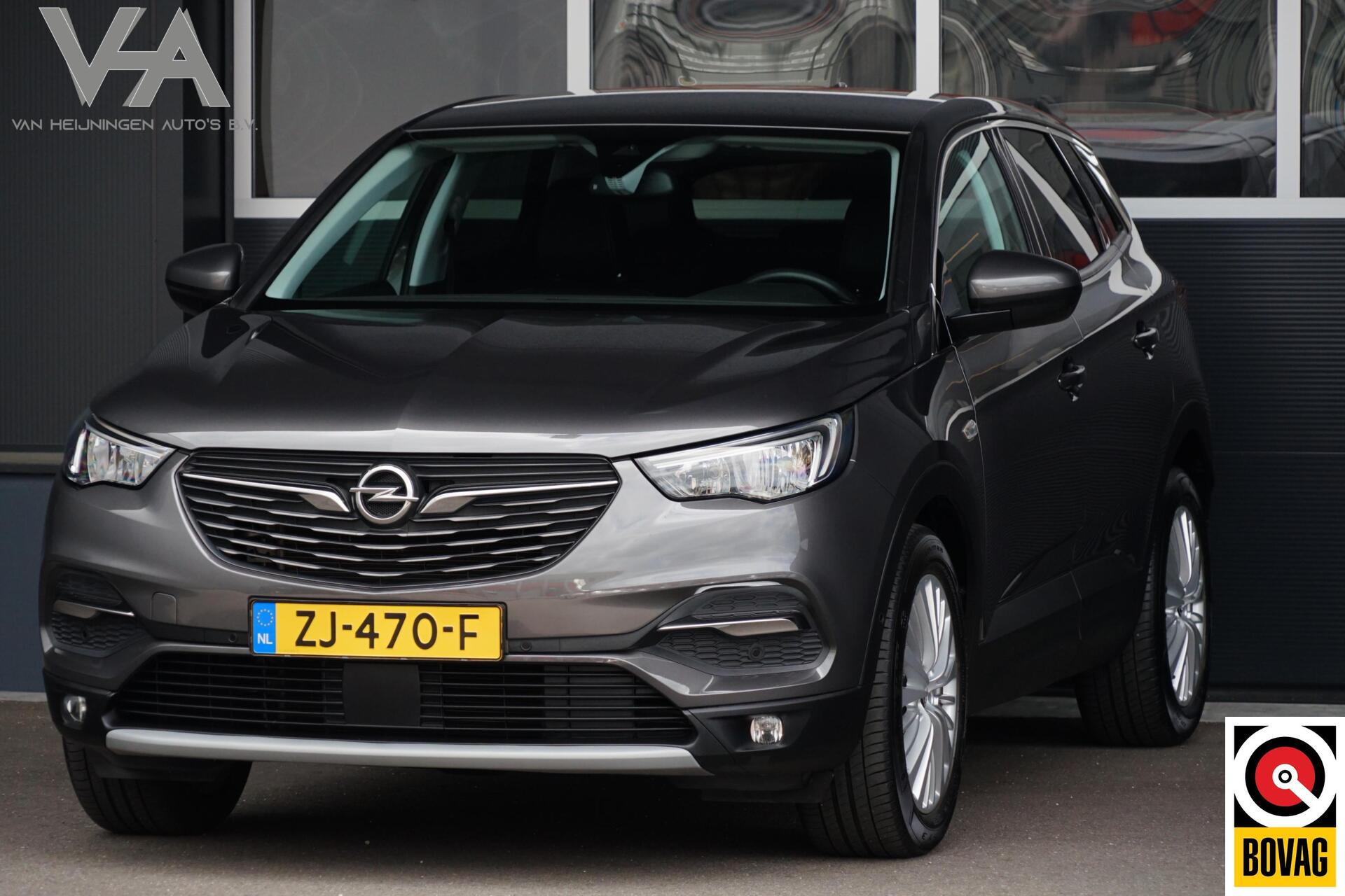 Opel Grandland X 1.2 Turbo Innovation, keyless, CarPlay, cam. 2019 - voorkant