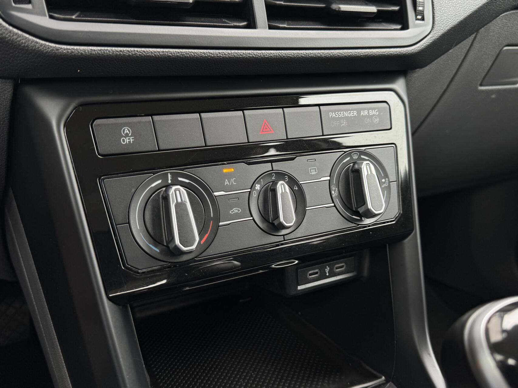 Foto van Volkswagen T-cross