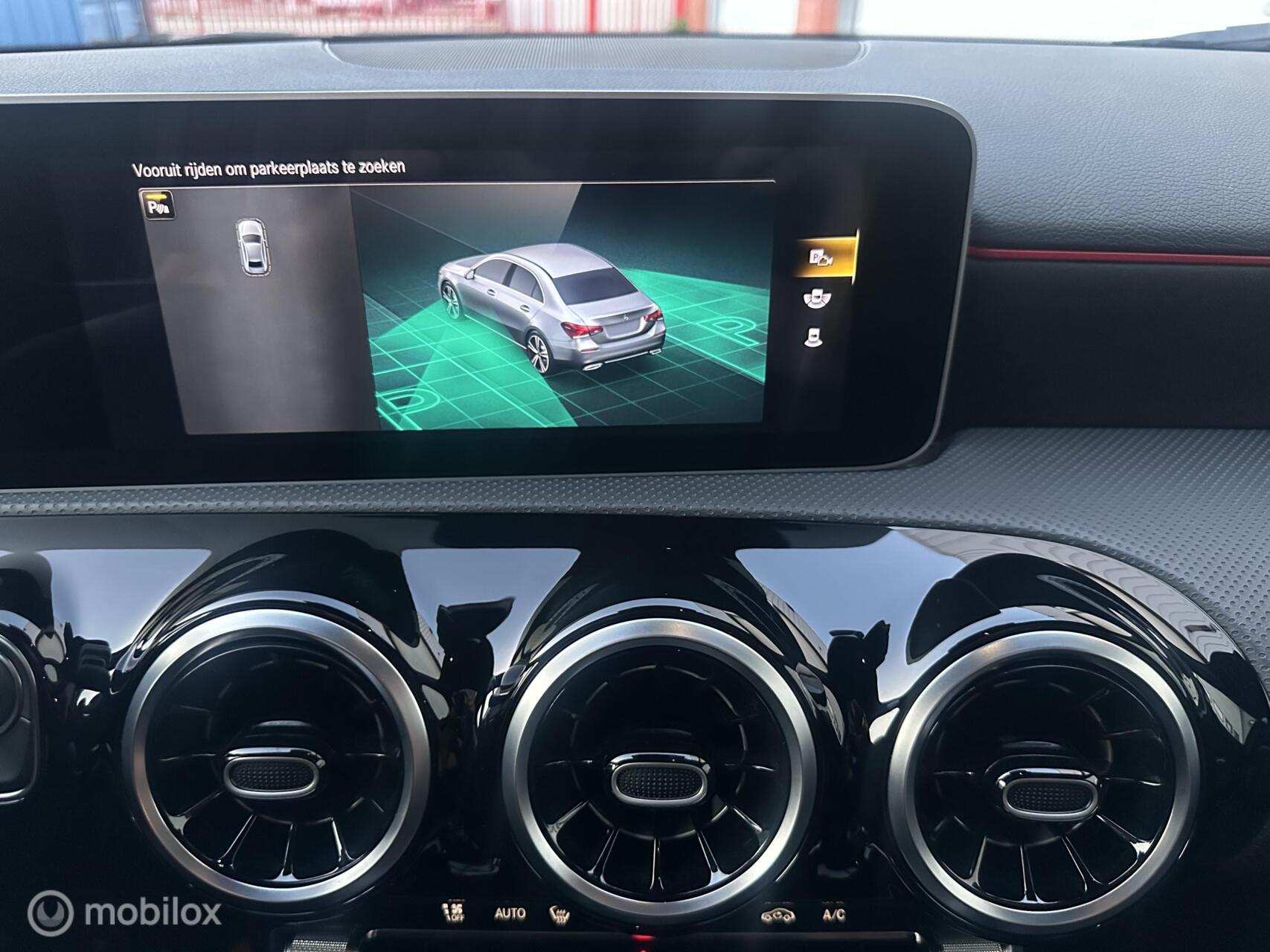 Foto van Mercedes-Benz A 180