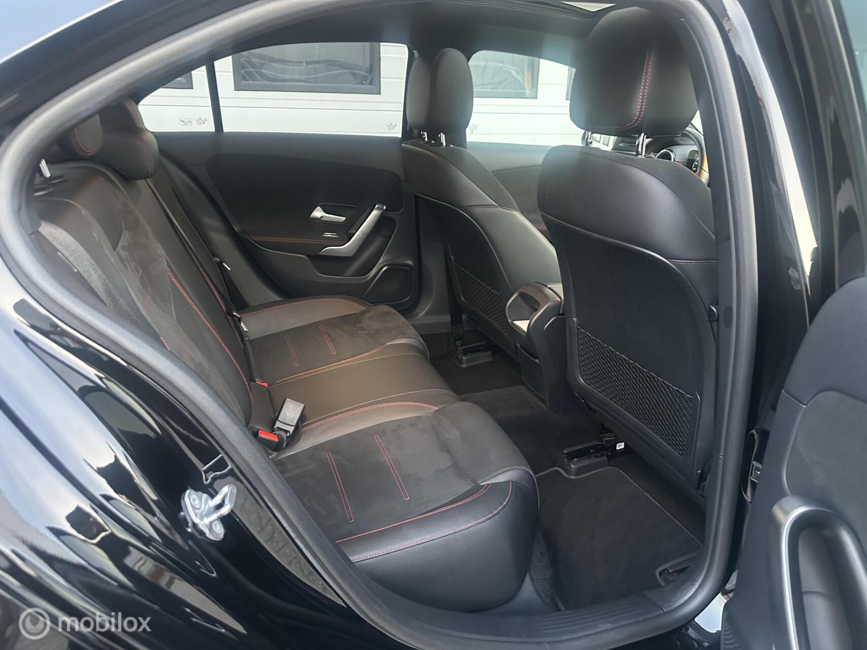 Foto van Mercedes-Benz A 180