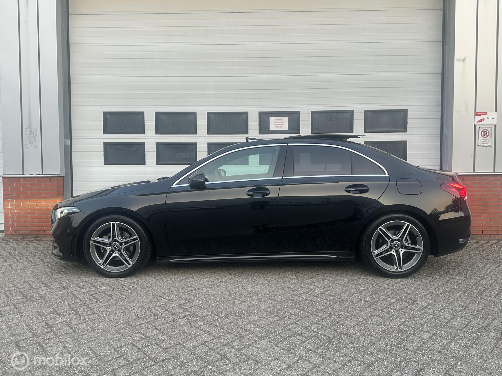 Foto van Mercedes-Benz A 180