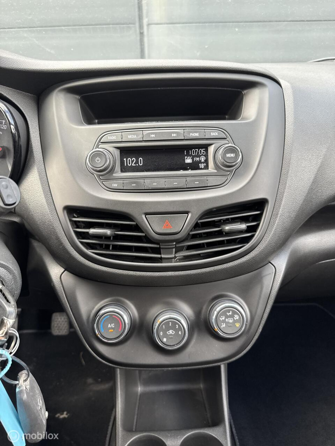 Foto van Opel Karl / Viva