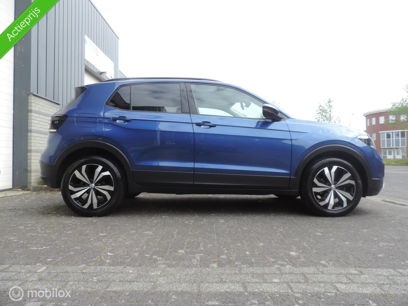 Foto van Volkswagen T-cross