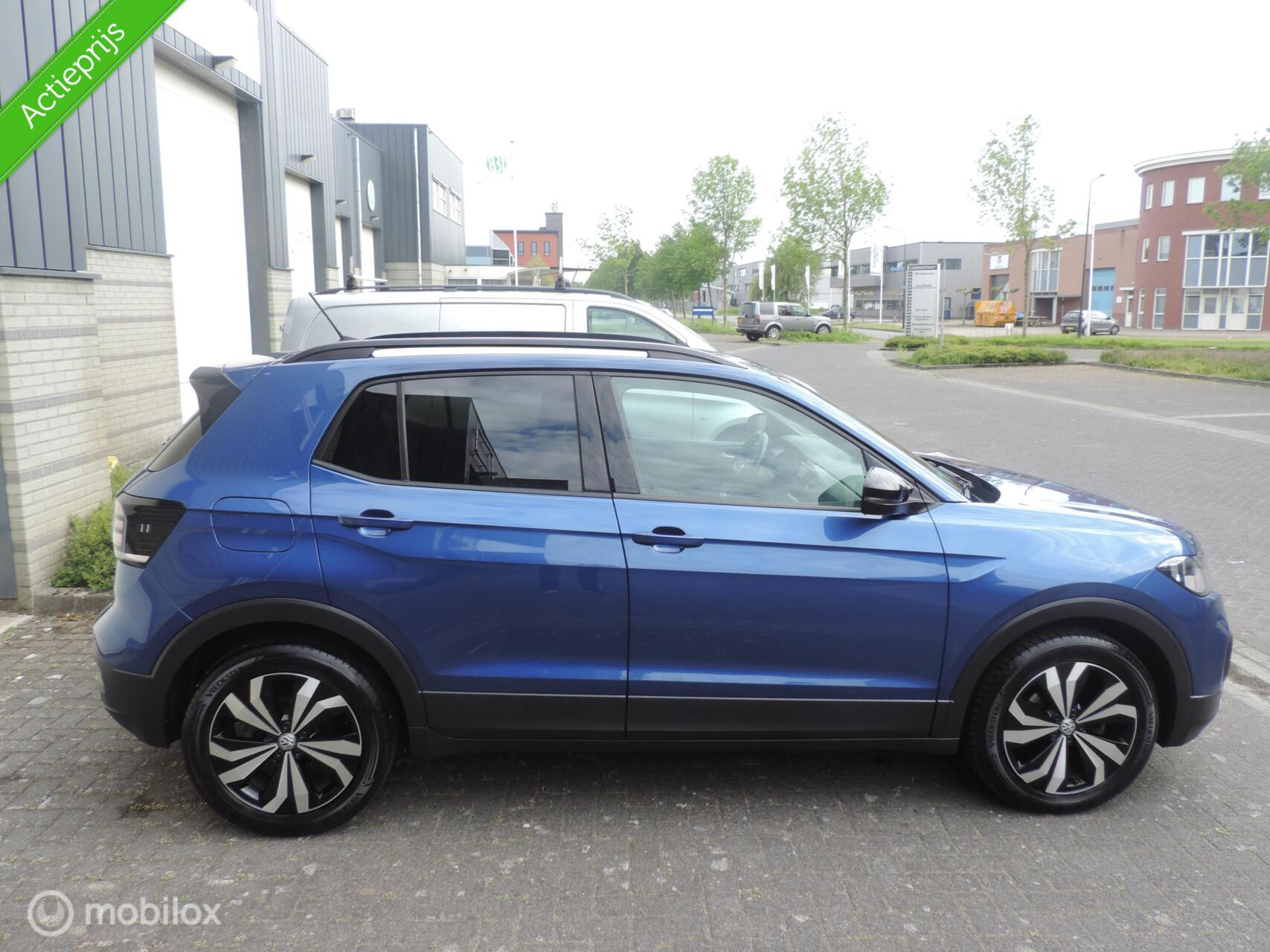 Foto van Volkswagen T-cross