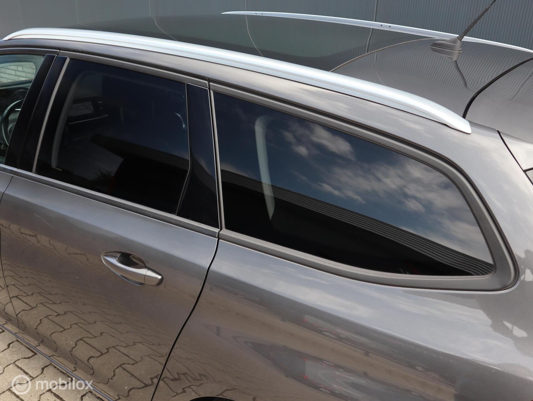 Foto van Peugeot 308 SW