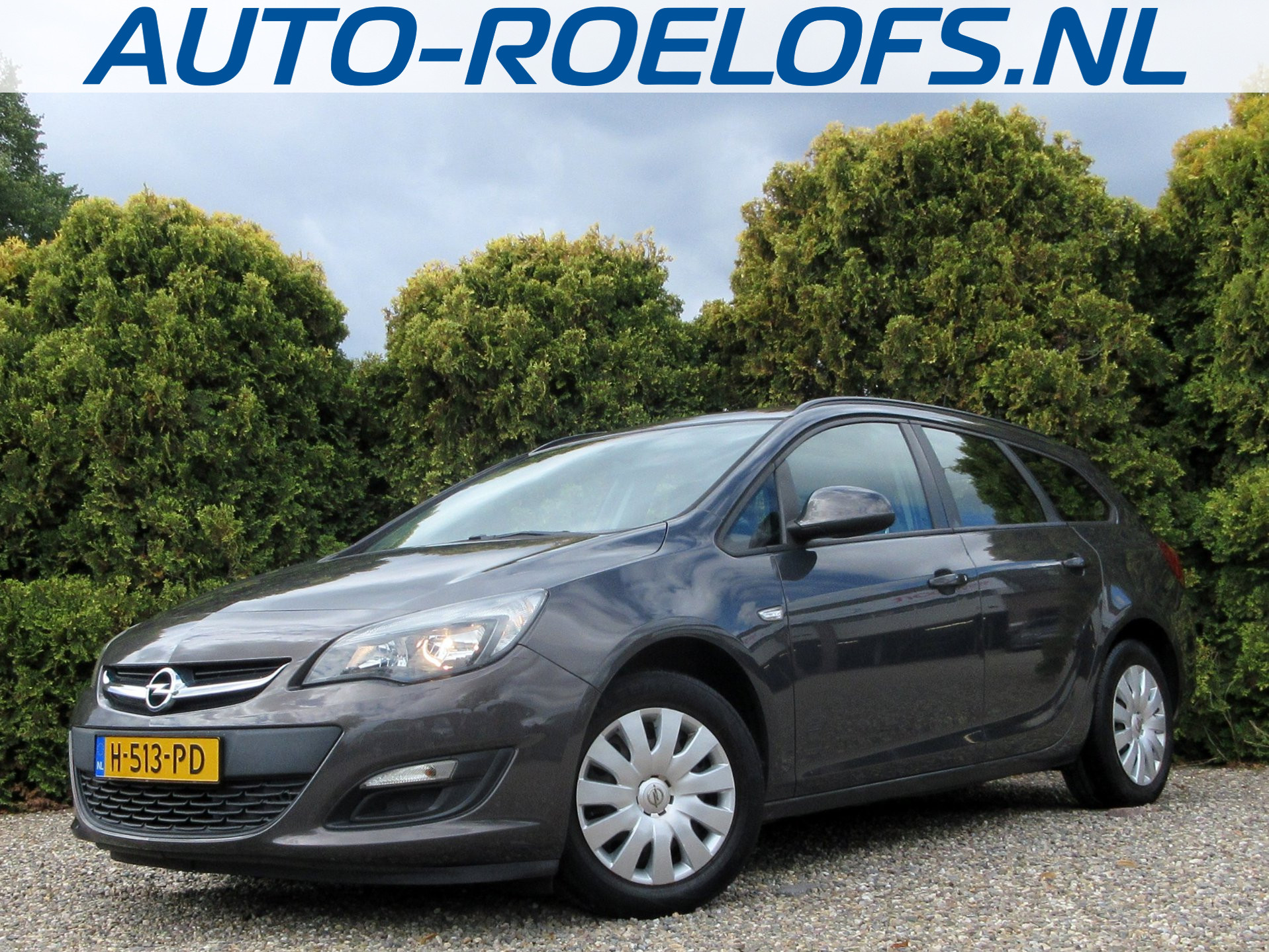 Opel Astra Sports Tourer 1.4 Turbo Berlin 2013 - voorkant