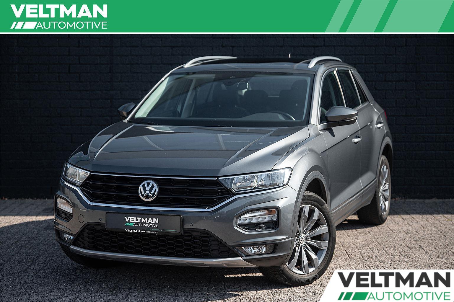Volkswagen T-roc 1.5 TSI Sport PANO AUTOMAAT ACC LED NAVI 2020 - voorkant
