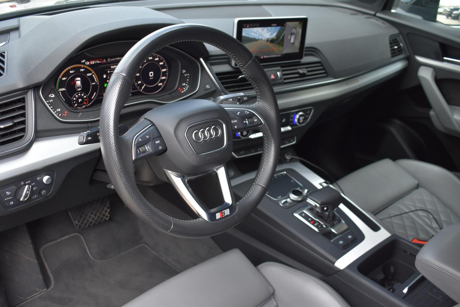 Foto van Audi Q5 55 TFSI E