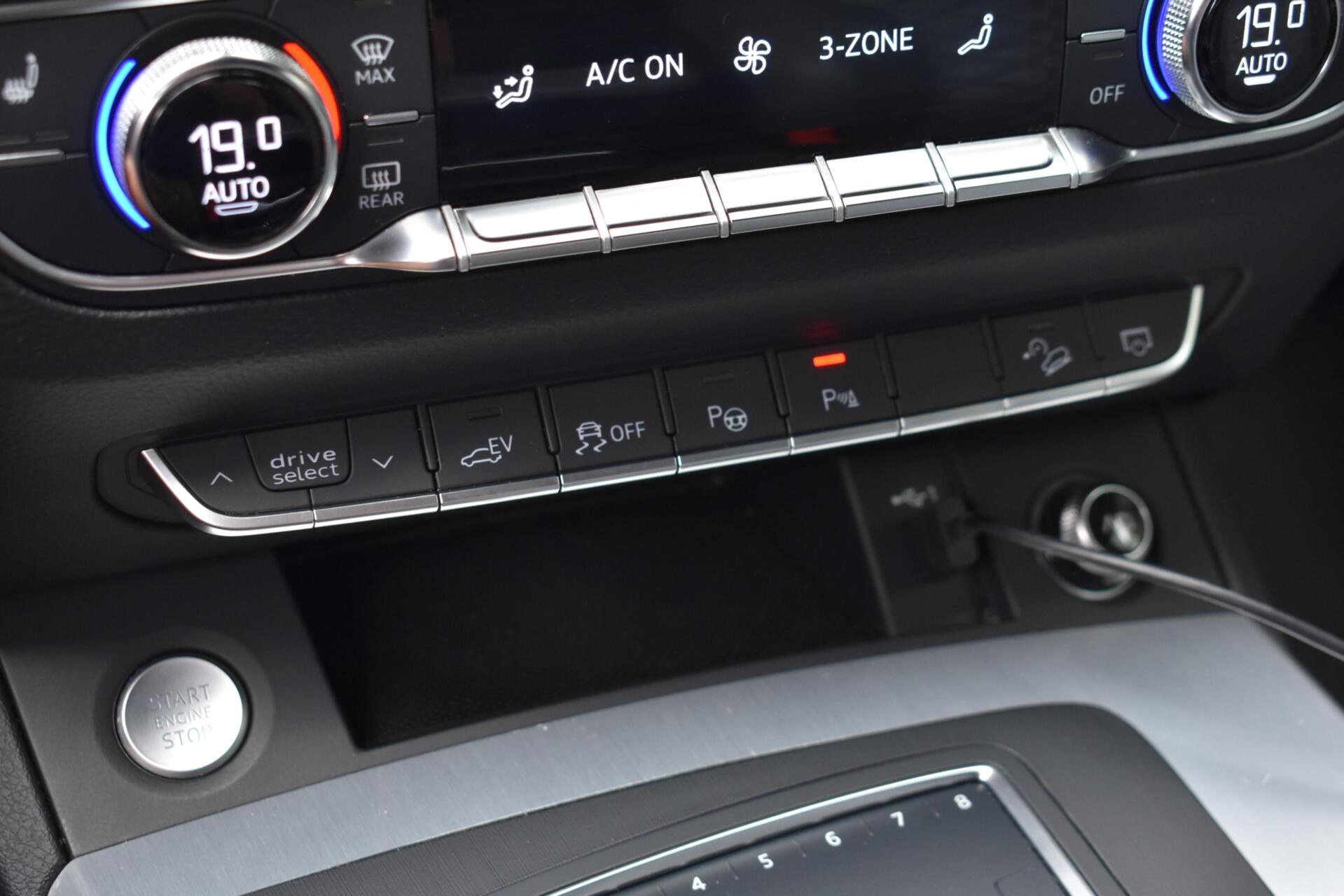 Foto van Audi Q5 55 TFSI E