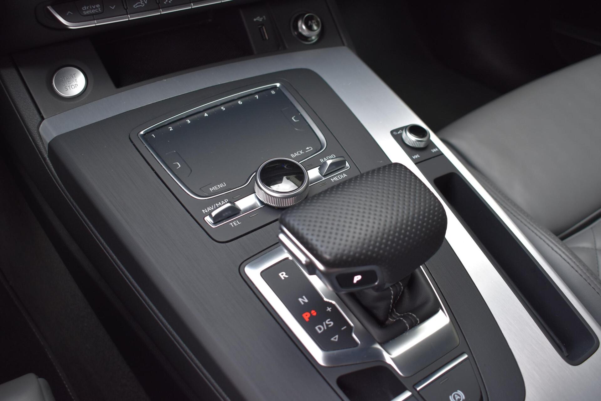 Foto van Audi Q5 55 TFSI E