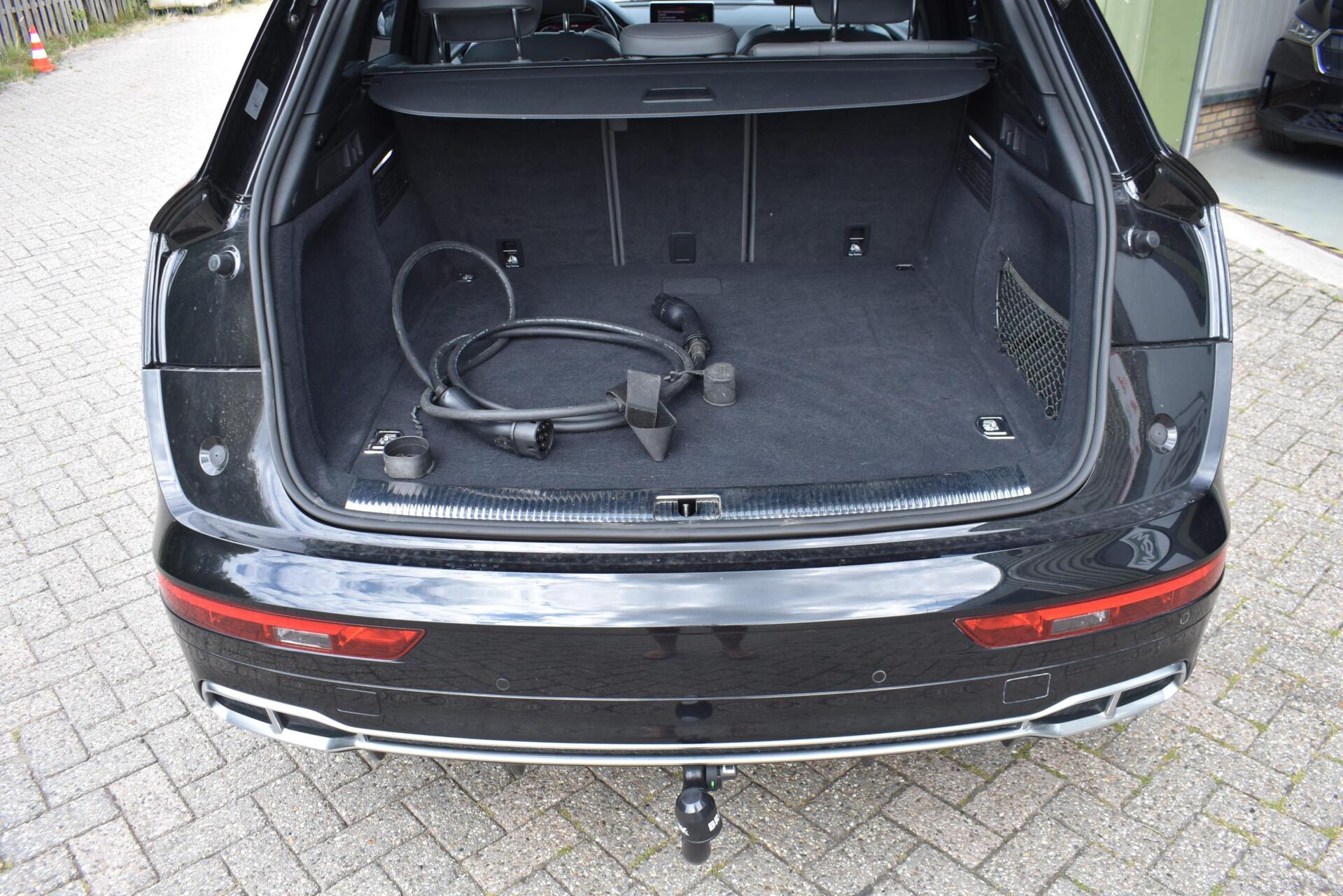 Foto van Audi Q5 55 TFSI E